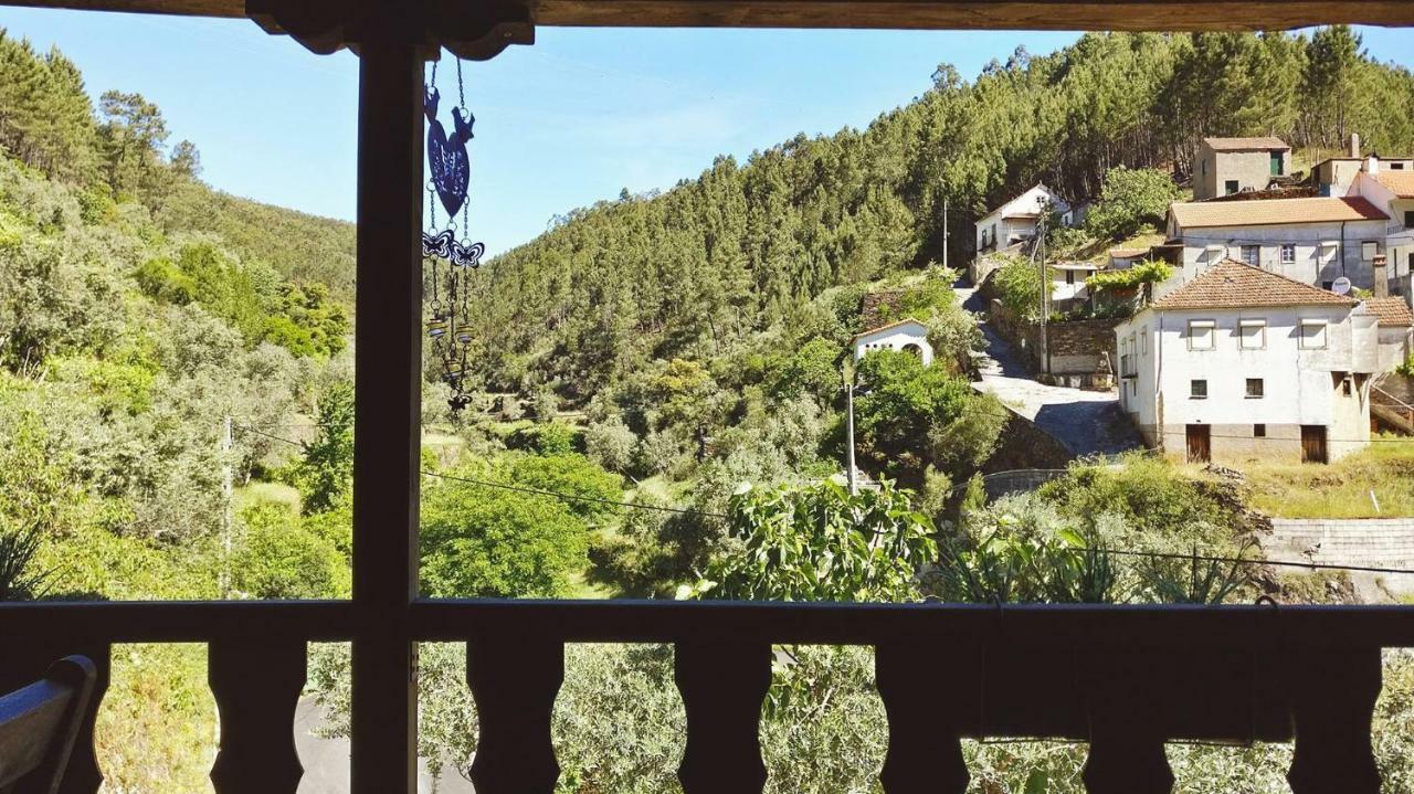 Affittacamere A Casa da Natália Cha de Alvares Esterno foto